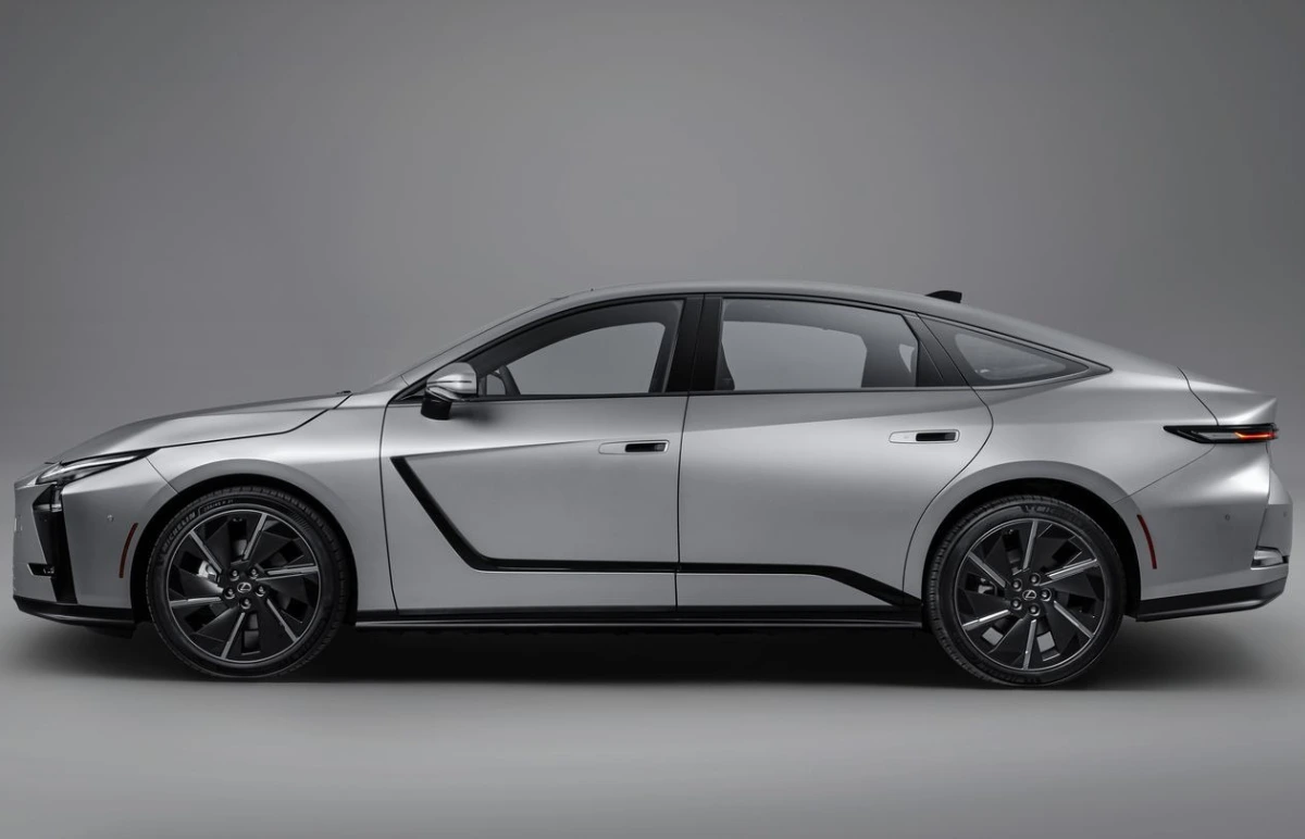 Lexus ES500e Maintenance Costs and Expenses 2026